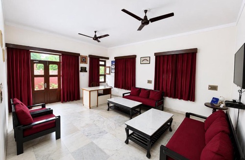 Ratanada Hotel | Hotel Gajender Niwas Sun City A Boutique Stay