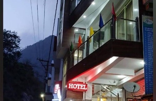 Karnaprayag Hotel | Hotel Geeta Bhawan