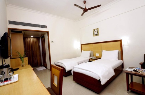 Guntur Hotel | Hotel Geetha Regency