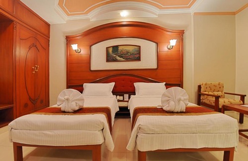 Thanjavur Hotel | Hotel Gnanam