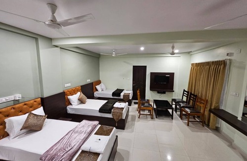 Hireguthi Hotel | Hotel Gokarna Palace