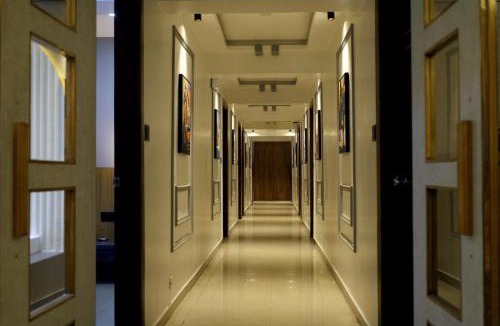 Bodakdev House | HOTEL GOLD LEAF