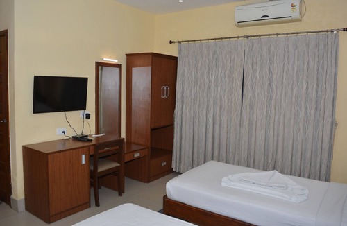 Bhitarkanika National Park Hotel | Hotel Golden Anchor Dhamara