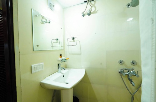 Paradeep Hotel | Hotel Golden Anchor Paradeep
