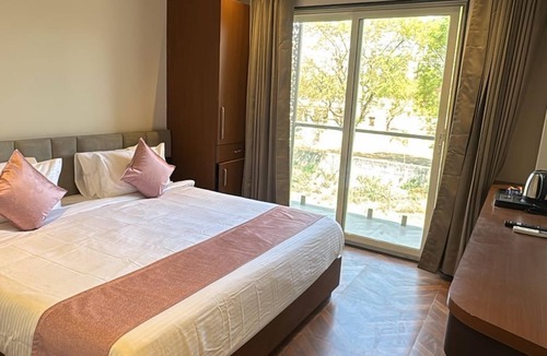 Dabok Hotel | Hotel Golden Bird