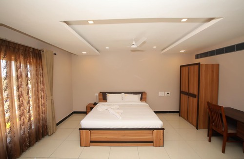 Vellore Hotel | Hotel Golden Gateway