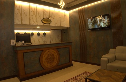 Shenoys Hotel | Hotel Golden Heights Ernakulam