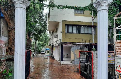 Jogeshwari West Hotel | Hotel Golden Palms