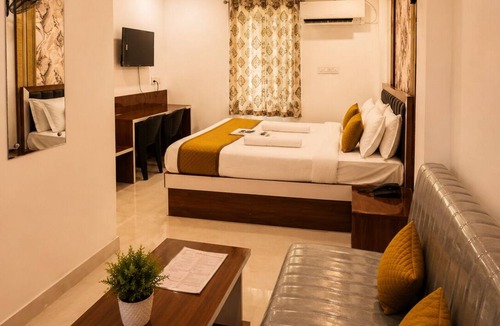 Kolkata Hotel | Hotel Golden Regency