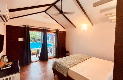 Sainagar Hotel | HOTEL Golden Rice