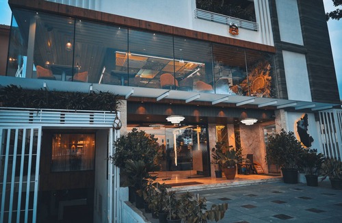 Vijayanagar Hotel | Hotel Golden Riviera