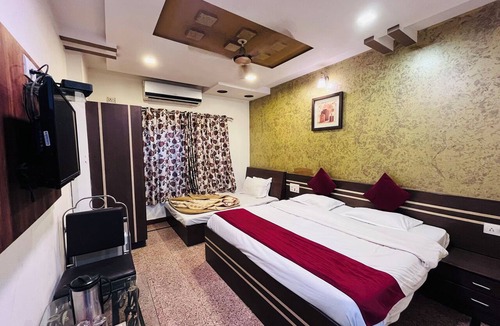Mount Abu Hotel | Hotel Good Luck Residency, Mount Abu