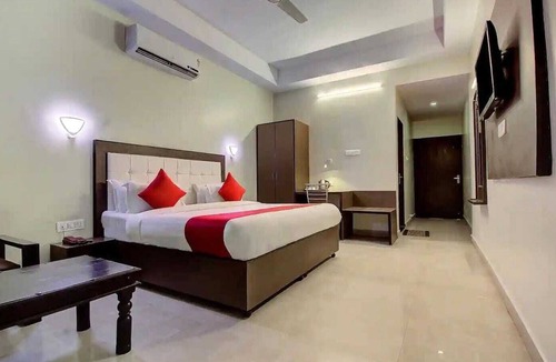 Tonk Road Hotel | Hotel Grand Bella