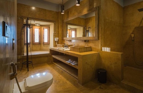 Amar Sagar Pol Hotel | Hotel Grand Khalifa