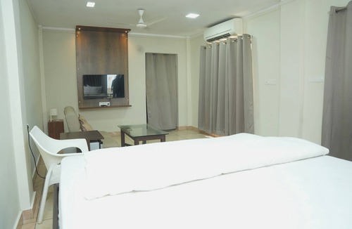Bhimavaram Hotel | Hotel Grand Leela Krishna