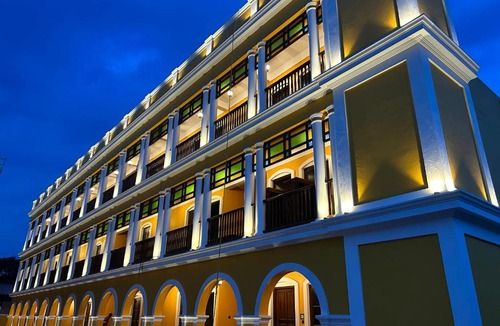 Manchanabele Hotel | Hotel Grand Palais