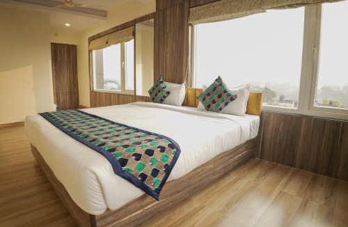 Bistupur Hotel | Hotel Grand Residency