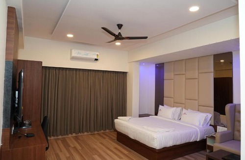 Gandhi Nagar Hotel | Hotel Grand Sigma