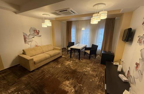 Mioveni Hotel | Hotel Grandis Apulum