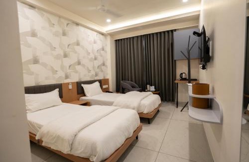 Ahmedabad Hotel | hotel green rio