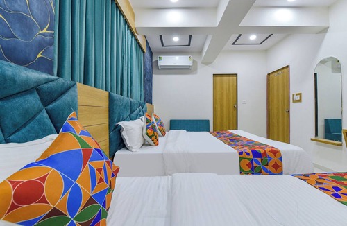 Ahmedabad Hotel | HOTEL GREEN TREE