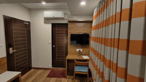 Dharwad Hotel | Hotel GRT Square