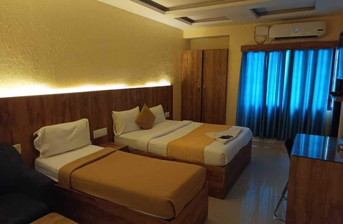 Sadduguntepalya Hotel | Hotel Gs Suites