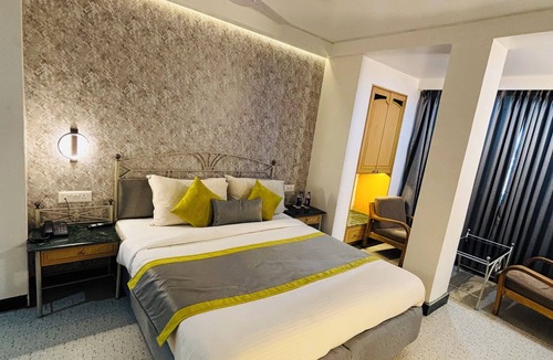 Daman Hotel | Hotel Gurukripa