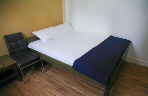 Cuffe Parade Hotel | Hotel Happy Home