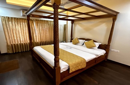 Panhala Fort Hotel | Hotel Heritage Residency