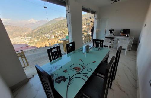 Barkot Hotel | Hotel Himalayan Peak