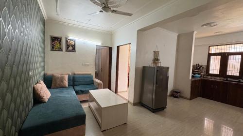 Jagatpura Apartment | Hotel homestay guest house BNB Suman Solanki residency flats