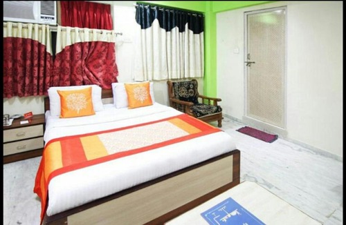 Navrangpura Hotel | hotel honey bunny