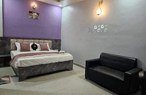 Noida Hotel | Hotel in enchanting Noida with WiFi, AC, Elevator
