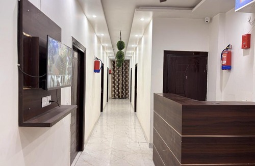 Indirapuram Hotel | Hotel Indirapuram Residency