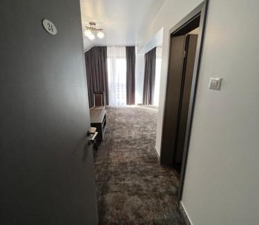 Tirgu Jiu Hotel | Hotel Infinit