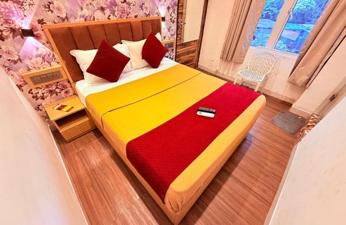 Nilje Gaon Hotel | Hotel Iris Inn - Near Lodha Palava, Dombivali