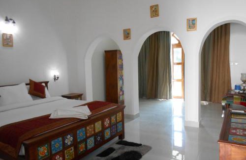 Khajuraho Hotel | Hotel Isabel Palace