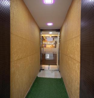 Andheri Hotel | Hotel J D Residency