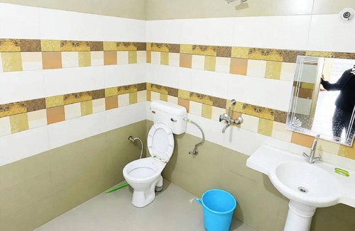 Mallital Hotel | Hotel Jagati Niwas Near Mall Road
