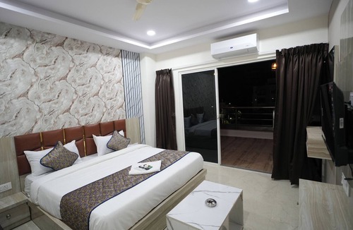 Manjidana Colony Hotel | Hotel Jaguar inn