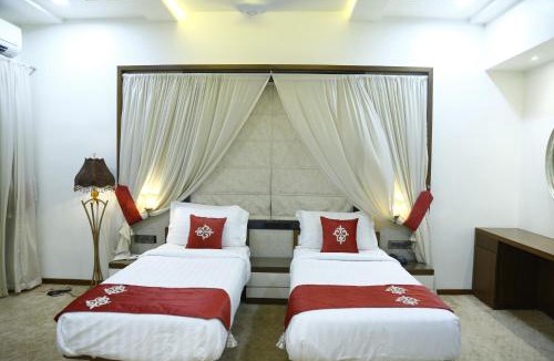 Wani Hotel | Hotel Jannat Celebration