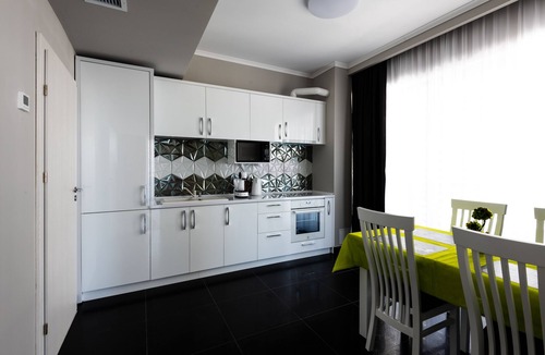 Mamaia-Sat Hotel | Hotel Javu