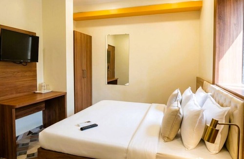 Masjid Bandar Hotel | Hotel Jodiya - Near CST