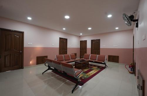 Saravanampatty Hotel | Hotel Jothi Grand