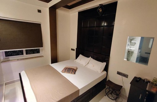 Raiganj Hotel | Hotel Joy Guru Inn