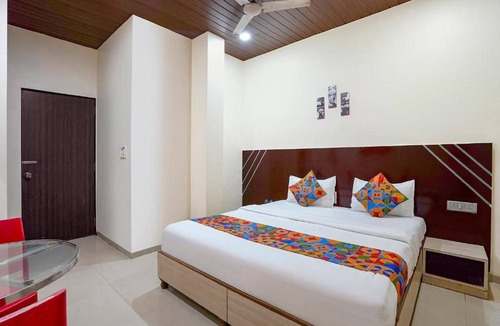 Mumbai Hotel | Hotel Kailash Park