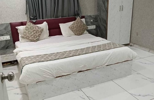 Gandhinagar Hotel | Hotel Kajri