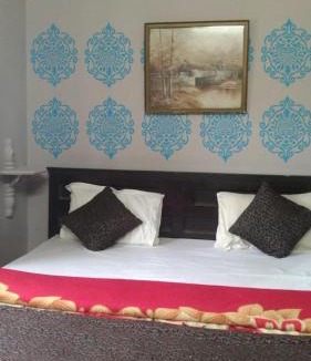 Amar Sagar Pol Hotel | Hotel Kalinga Palace