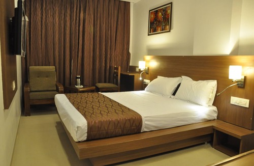 Vadodara Hotel | Hotel Kalyan
